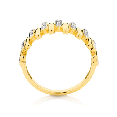 Diamond Set Staggered Lines Style Ring